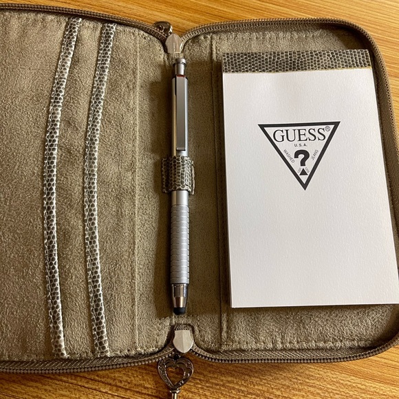 Guess wallet with Guess notepad - Picture 13 of 14
